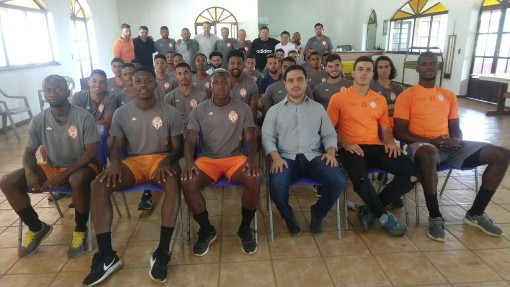 Atibaia recebe visita de dirigente da Federação Paulista