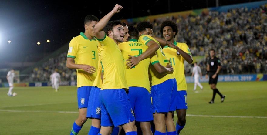MUNDIAL SUB-17: Brasil supera expulsão, vence Nova Zelândia e garante classificação
