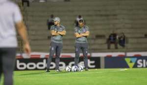 Salário atrasado pode ser o principal adversário do Paraná na luta pelo acesso