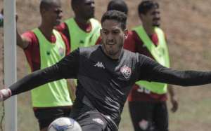 Série B: Sem Léo Gomes, Vitória se prepara para enfrentar o Figueirense