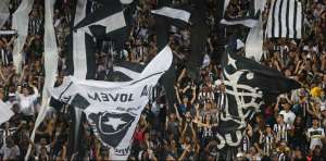 Em 'final', Alberto Valentim deve repetir time do Botafogo contra Cruzeiro