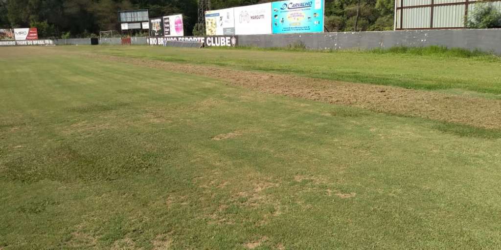 Paulista A2: Após manter parceria, Atibaia inicia reforma do gramado do Rio Branco