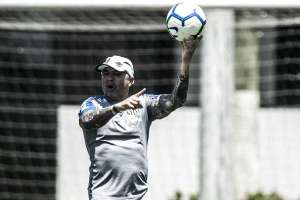 Sampaoli evita confirmar permanência no Santos e critica planejamento