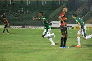 Série B: Herói diante do Sport, cria do Santos desencanta no Guarani e quebra longo jejum