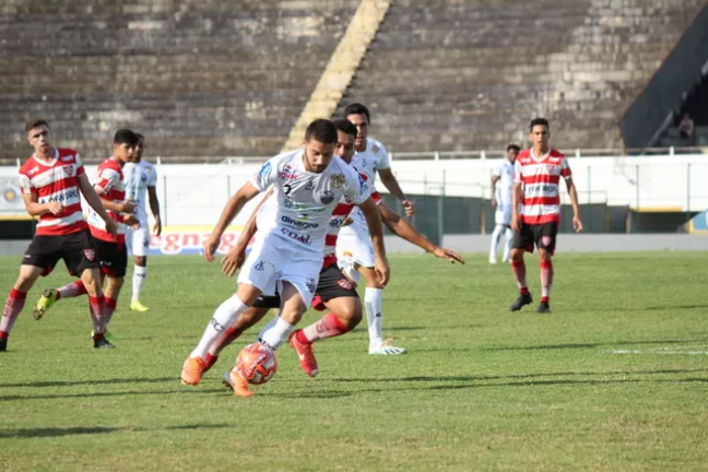 Paulista A3: Com diversas propostas, lateral pode ser baixa do Comercial para 2020