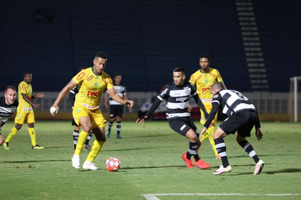 A decisão entre Mirassol e XV acontece neste sábado às 20h15