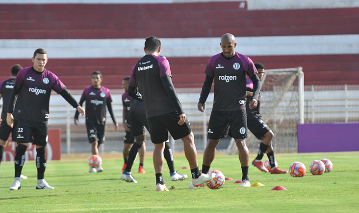 Elenco do XV se prepara para mais uma decisão