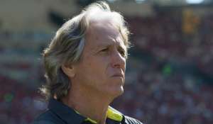 Diego Alves não treina mais uma vez e deve desfalcar Flamengo contra Corinthians