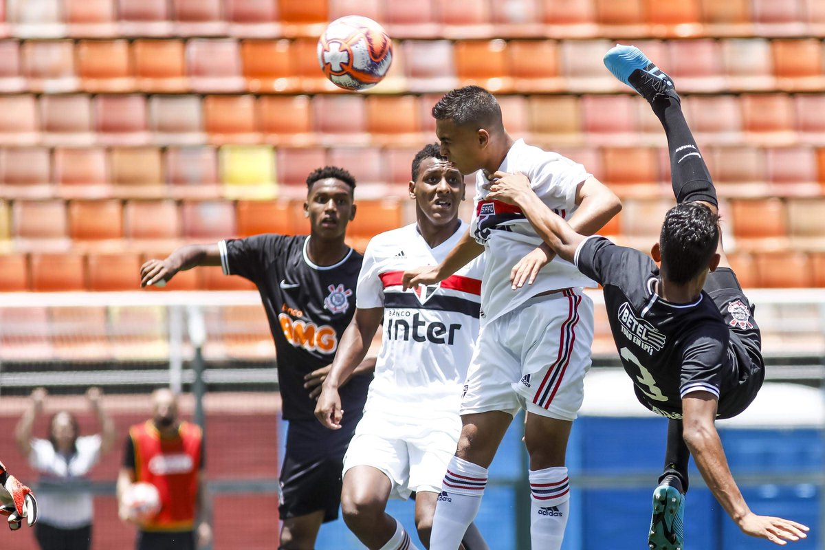 PAULISTA SUB 17: Palmeiras e São Paulo vencem apertado e largam na frente na semi