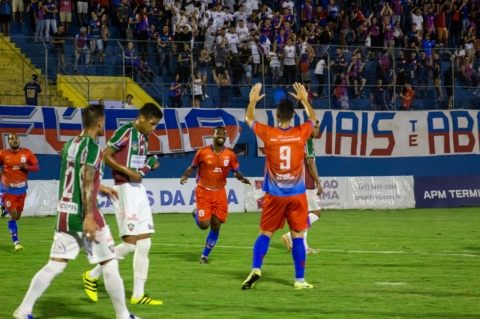 Copa SC: Comandado por Foiani, Marcílio Dias bate Fluminense no fim da primeira fase