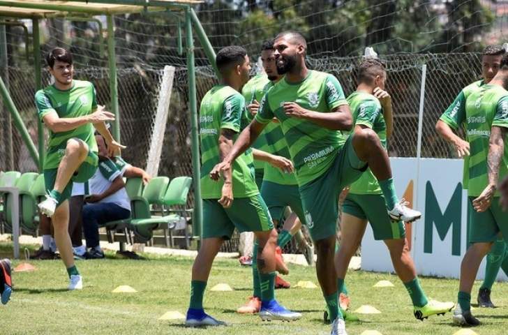 América-MG x Paraná – Briga pelo acesso ganha ainda mais emoção na reta final