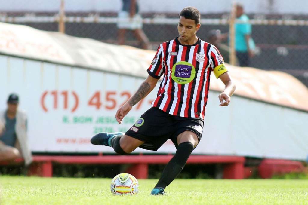 Lucas foi um dos destaques do Paulista