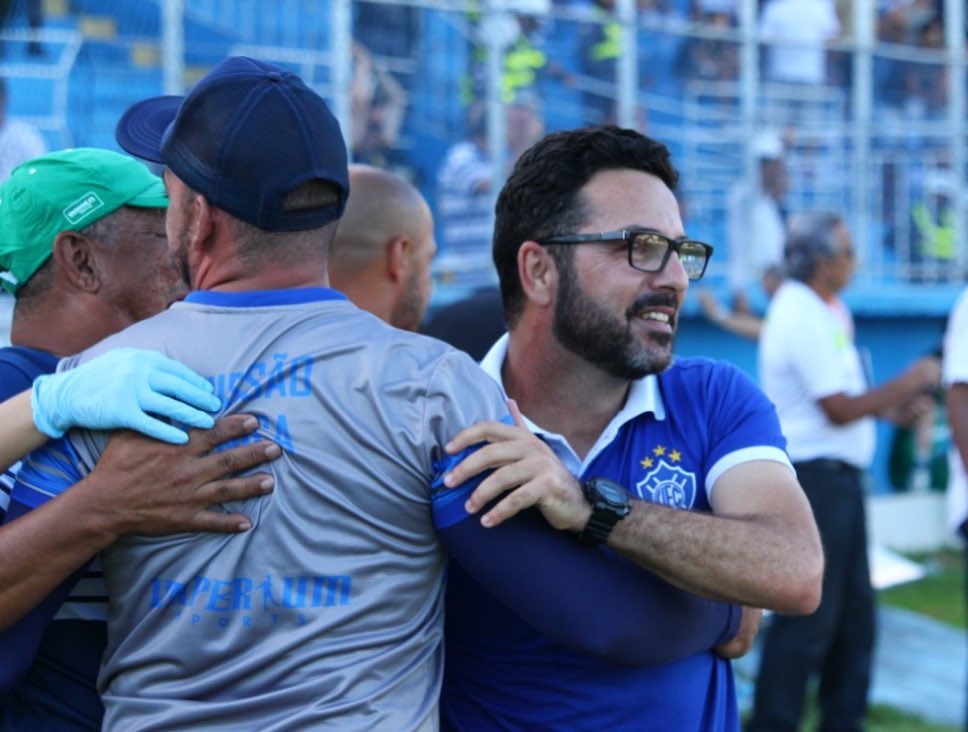 Invicto e na final da Copa ES, diretoria age rápido e renova com treinador para 2020