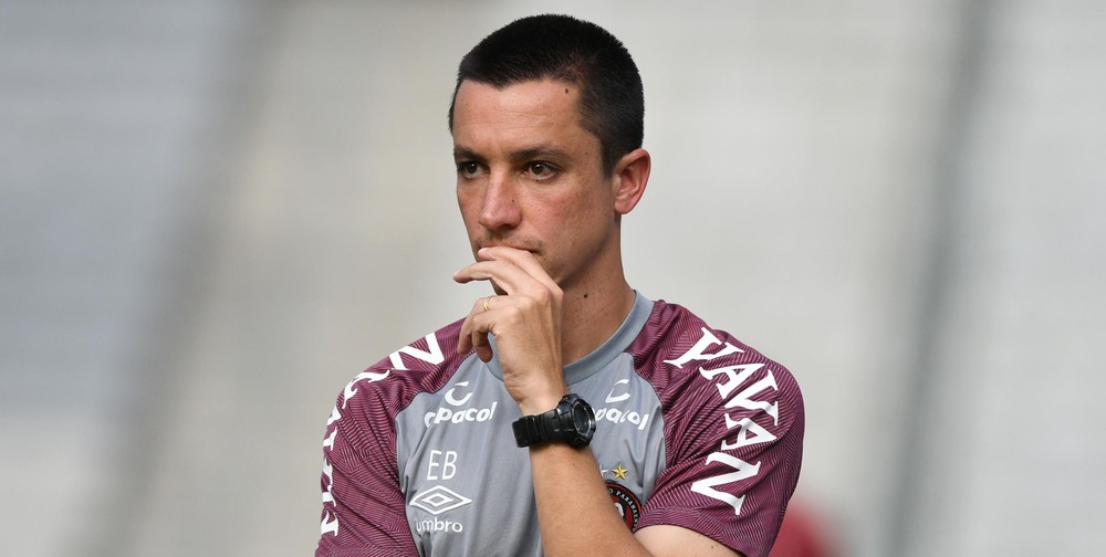 Com interino, Athletico tem mudanças para encarar o Cruzeiro