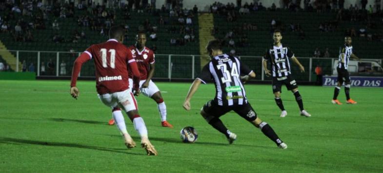 Mais perto da Série C. (Foto: Eduardo Pauli)