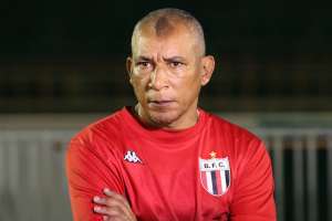 Série B: Hemerson Maria elogia desempenho e garante Botafogo-SP na luta pelo acesso