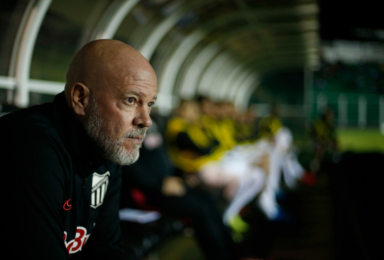 Série B: Futuro do técnico Antônio Carlos Zago no Bragantino já está definido