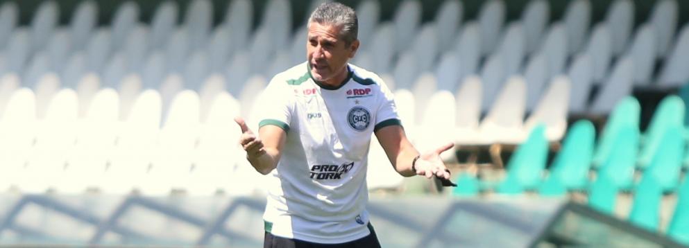 Jorginho projeta “de três a quatro pontos” para Coritiba nas próximas rodadas