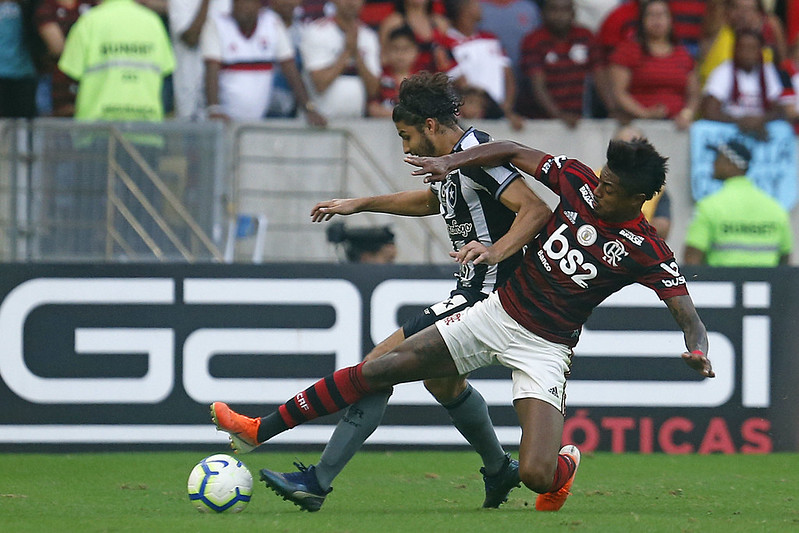 No clássico pelo Carioca no Engenhão, Bruno Henrique foi herói - Vitor Silva / Botafogo FR