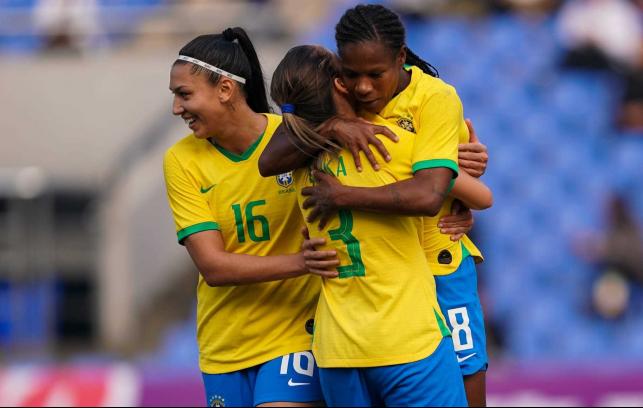 Pia celebra boa fase e goleada da seleção feminina: ‘Vencer é contagioso’