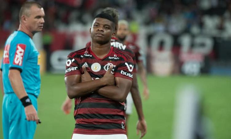 Lincoln entrou e fez o gol da vitória aos 43 minutos