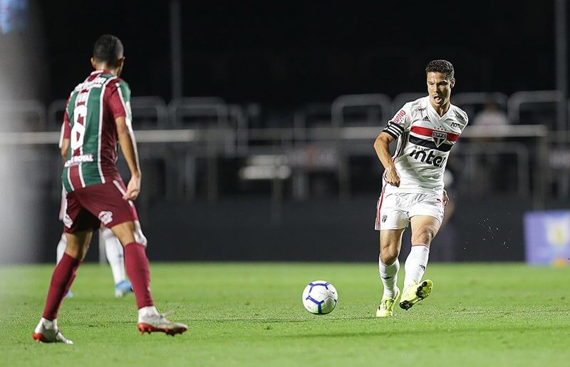 “Profeta” critica atuação do São Paulo contra o Fluminense: “É vergonhoso”