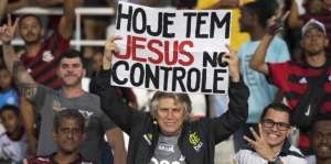 BRASILEIRÃO: Flamengo vence clássico no sufoco e tem novo integrante do G4