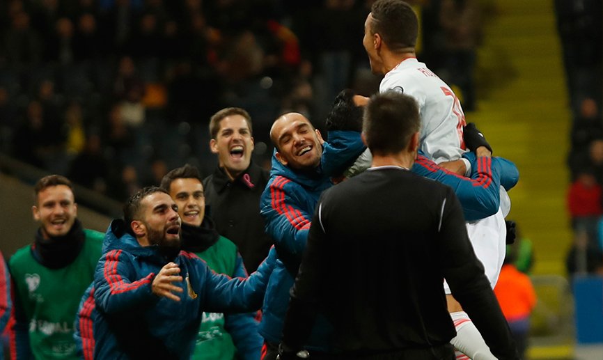 Já na Eurocopa, Espanha chama promessa do Dínamo Zagreb para fechar Eliminatórias