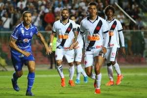 CSA x Vasco - Cruzmaltino tenta voltar a vencer para acabar com risco de rebaixamento