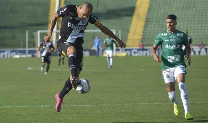 Guarani e Ponte Preta fizeram jogo feio no Brinco de Ouro