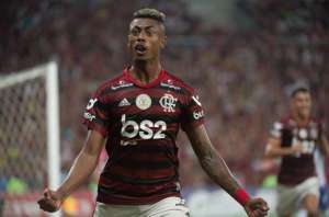 BRASILEIRÃO: Flamengo dá virada e volta a ter dez pontos de vantagem na liderança