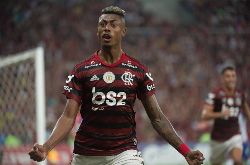 BRASILEIRÃO: Flamengo dá virada e volta a ter dez pontos de vantagem na liderança