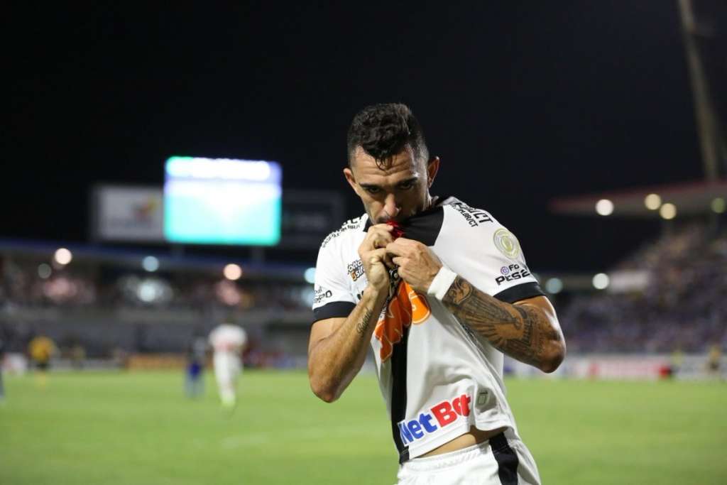 Vasco vence CSA na 32ª rodada do Brasileirão