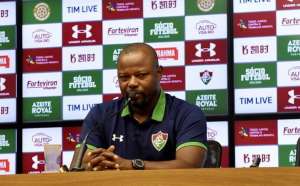 Marcão lamenta derrota, mas elogia dedicação do Fluminense em 'jogo muito difícil'