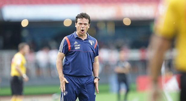 ‘Em termos de pontuação, a semana foi desastrosa’, afirma Diniz no São Paulo