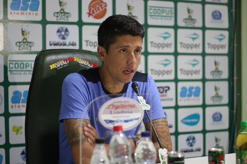 Thiago Carpini valoriza empate do Guarani no dérbi: ‘De bom tamanho’