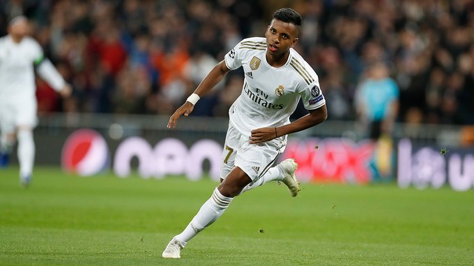 Com 9 jogadores, seleção faz 1º treino em Abu Dabi; Thiago Silva exalta Rodrygo