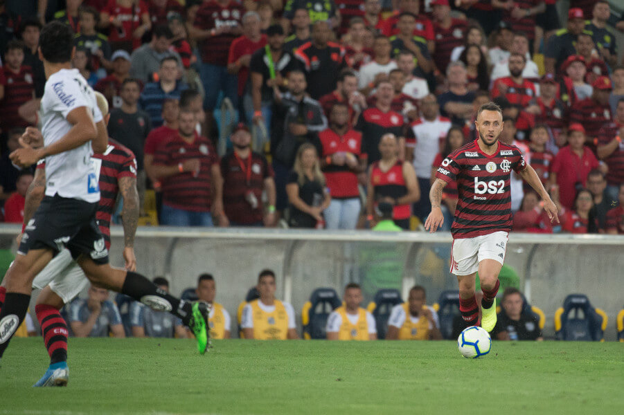 Lateral respeita River Plate, mas afirma que Flamengo é potência na América do Sul