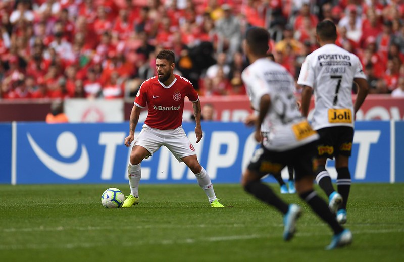 CBF muda horário do confronto entre Corinthians e Internacional