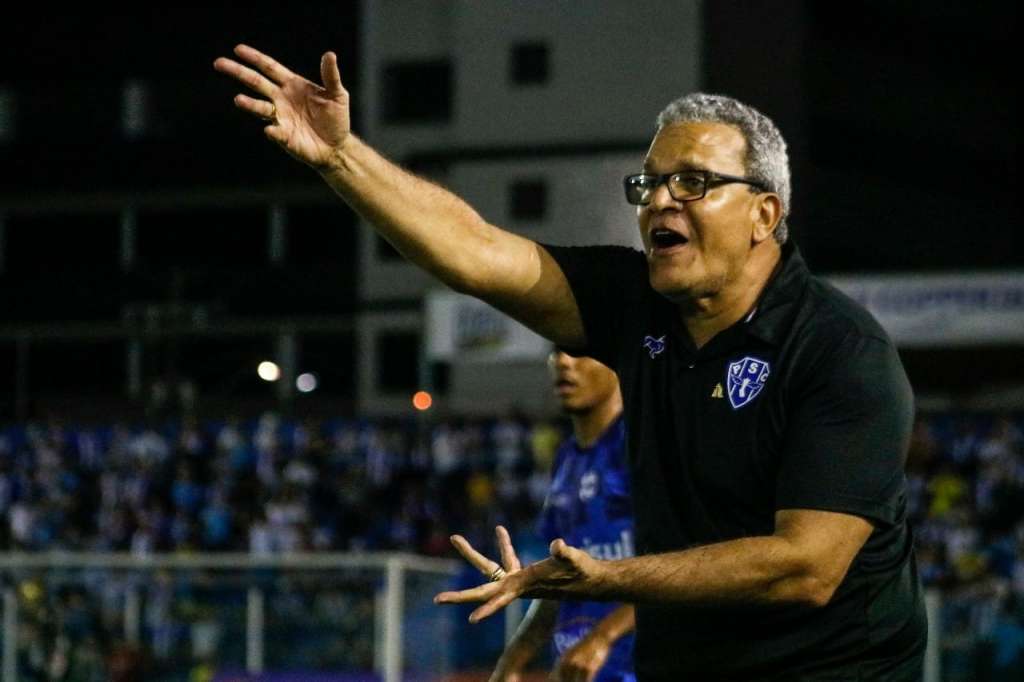 Hélio dos Anjos não mudou opinião após atrito. (Foto: Jorge Luiz / Paysandu)