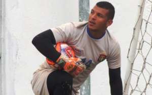 Copa Paulista: Goleiro do São Caetano prega foco total em final contra XV