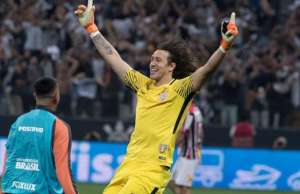 Cássio volta aos treinamentos do Corinthians e deve ser titular no domingo