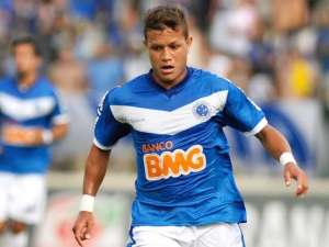 Paulista A2: Votuporanguense anuncia ex-meia de Cruzeiro e Fluminense