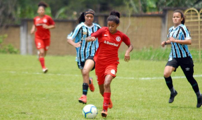 No Sub 16 o placar foi mais apertado e o Internacional venceu o Grêmio por 2 a 1 na abertura da Liga 2019 - Israel de Oliveira/Divulgação Liga 2019