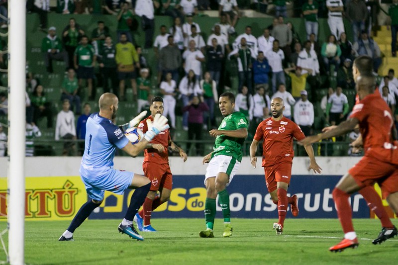 Série B: Apesar do jejum recente, Guarani leva vantagem no histórico contra o Vila Nova