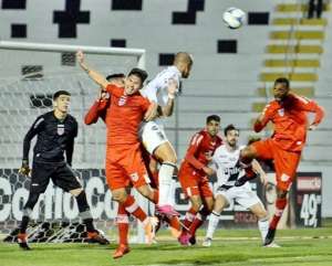 Série B: Ponte viaja com antecedência para última sequência como visitante no ano