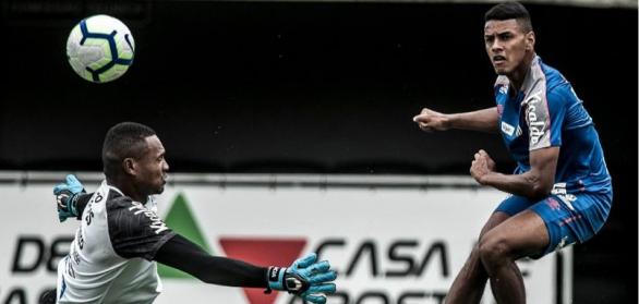 Provável titular do Santos minimiza derrotas do São Paulo: ‘Clássico é diferente’