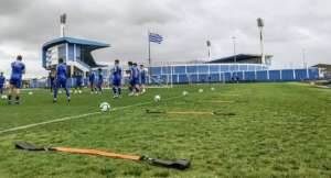 Sem Betão, Evandro fecha treino, mas encaminha Avaí para duelo contra Cruzeiro