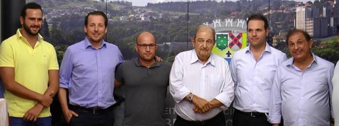 Apresentação da parceria com o prefeito Jesus Chedid (ao centro)