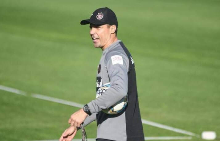 Série B: Treinador retorna de suspensão e mexe no Brasil de Pelotas